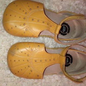 Livie Luca Maryjanes